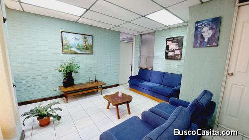 Oficina En Venta En Edificio Medico Obelisco Zona 10; Idi: 125107