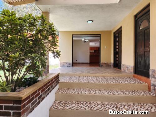 Casa En Venta Labor De Castilla Ii, Zona 9 De Mixco; Idi: 132986