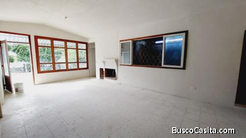 Casa Con Uso Comercial En Renta Zona 1 ; Idi: 136344