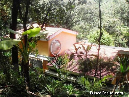 Hermosa Casa En El Encinal Zona 7  Mixco ; Idi: 971