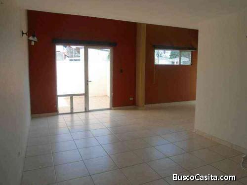 Alquilo Apartamento Con 170.00m2 En Zona 10 Paa-011-07-15; Idi: 61937