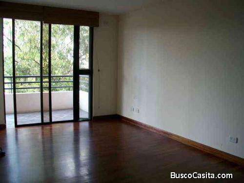 Alquilo Apartamento Con 180.00m2 En Zona 14 Paa-027-08-10; Idi: 61935