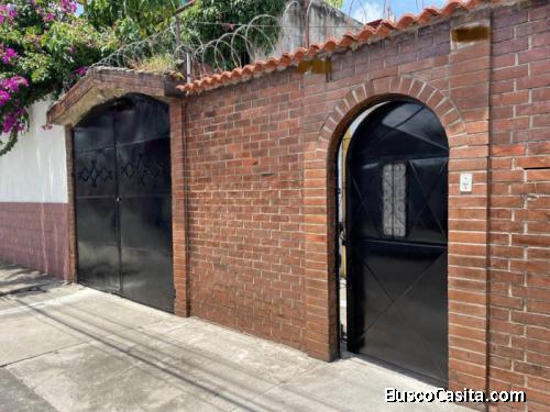 Casa En Venta, Residencial Catalina, Villa Nueva Z.6; Idi: 138274