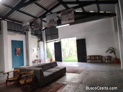 Casa Comercial En Renta Zona 10 Con 375mts Construccion; Idi: 139303