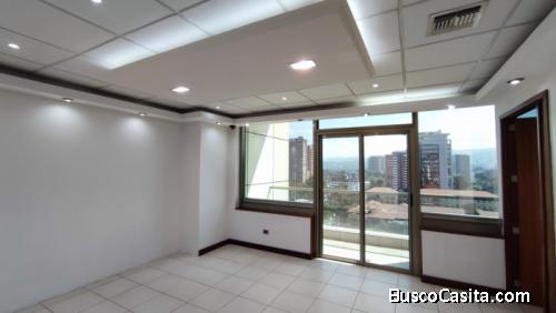 En Renta Amplia Oficina Edificio Paseo Plaza Zona 10; Idi: 130678