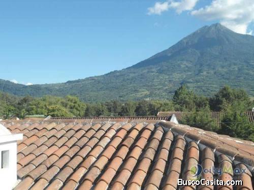 En Venta Casa Con 380.00m2 En Antigua Guatemala ; Idi: 62143