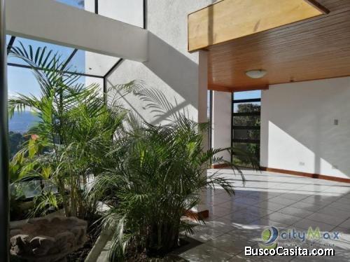 Casa En Venta Y Renta En Condominio Lomas Del Bosque ; Idi: 103350