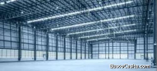 RENTO NAVE 700 MTS. ZONA 4 MIXCO