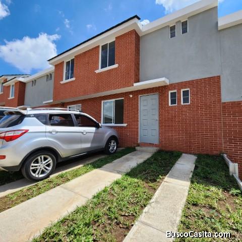 Casa Nueva En Renta En Villa Andalucía Villa Nueva; Idi: 139375