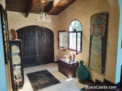 En Renta Casa En San Rafael I   1025 Mtrs; Idi: 139522