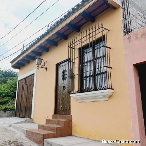 En Venta Casa Tipo Colonial En Ciudad Vieja ; Idi: 139422