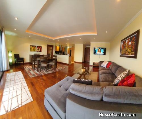 En Alquiler Apartamento Amueblado Con 165m2 En Zona 14; Idi: 58565