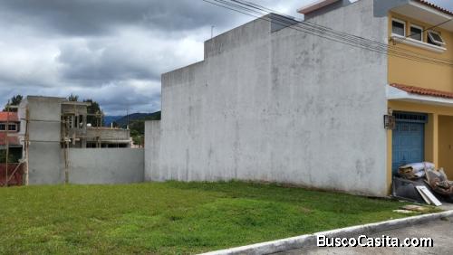 Terreno Exclusivo En Venta En Las Fuentes Ii Zona 16; Idi: 140005