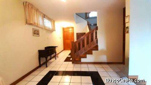 Venta De Casa En La Montaña Zona 16 Guatemala; Idi: 135677