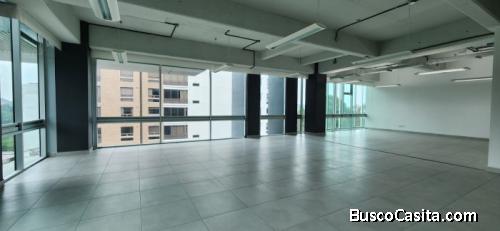 Oficina En Alquiler En Edificio De Zona 15 Guatemala; Idi: 136261