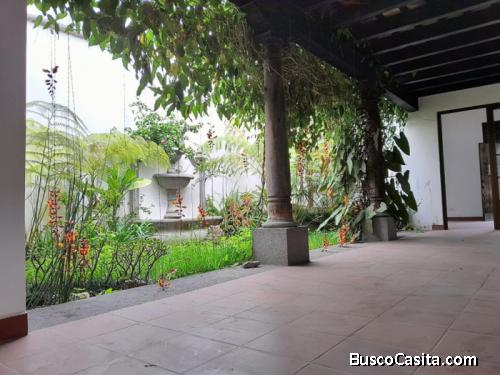 Casa En Venta En Condominio De Antigua Guatemala; Idi: 139334