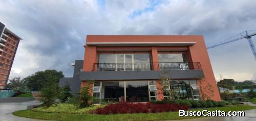 Apartamento En Venta Con Jardin En Zona 14 La Villa ; Idi: 58938