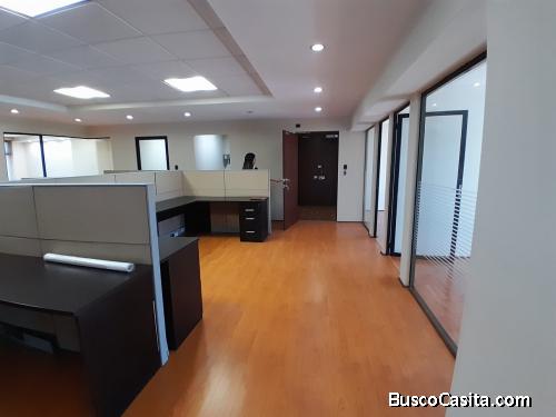 Rento oficina en zona 9