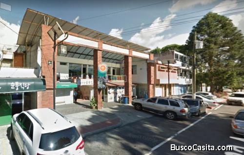 Edificio Comercial Con Locales En Venta Utatlán 1 Z. 7; Idi: 133074