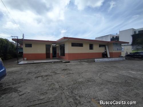 Casa De Uso Comercial En Renta Zona 14; Idi: 140153