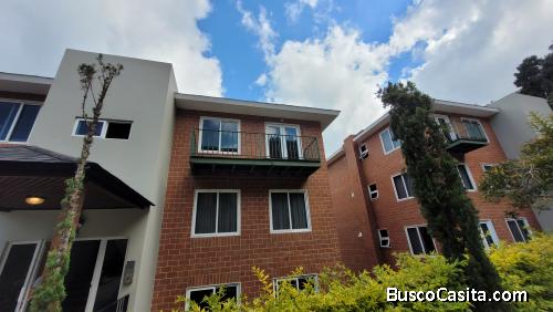 Apartamento en Venta. Entre Luces