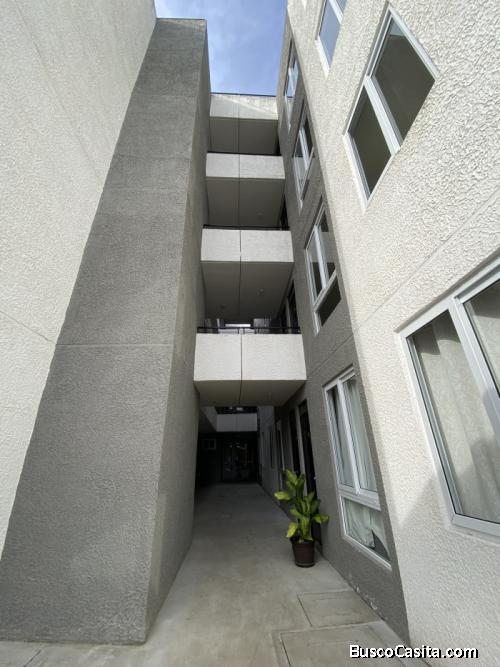 Apartamento De 2 Habitaciones En Zona 10 De Scp; Idi: 140240