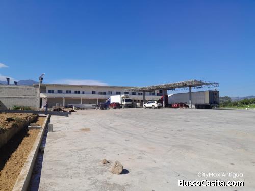 Local Comercial En Renta En El  Libramiento De  Chimalt; Idi: 140383