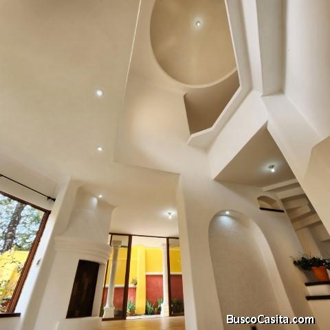 Casa Amplia Y Con Jardín En Renta, Labor De Castilla Ii; Idi: 140553