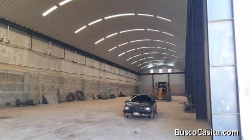 RENTO BODEGA ZONA 4 MIXCO