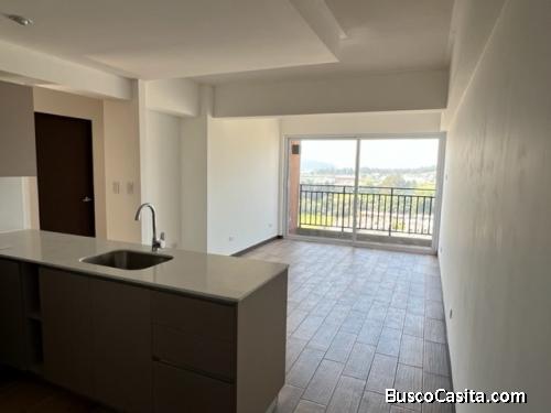 VENTA DE APARTAMENTO EN TORRE LA FLORESTA Z9 QUETZALTENANGO