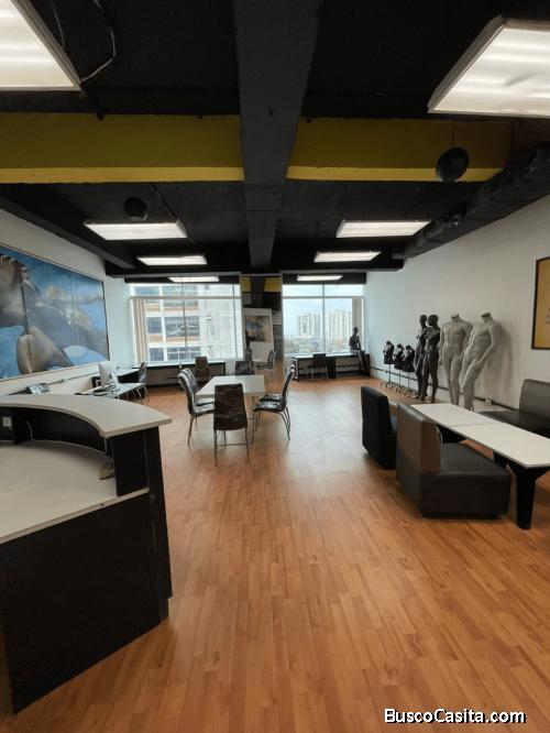 OFICINA EN VENTA ZONA PRADERA ZONA 10