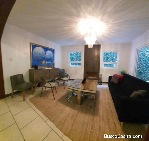 Casa En Renta En Hacienda Real Zona 16.; Idi: 118557