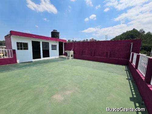 Casa con Apto independiente en Venta Rivera del Rio SMP