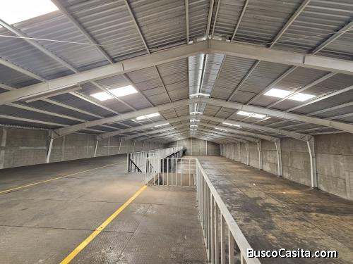 Ofibodega en Renta en El Naranjo zona 4 de Mixco