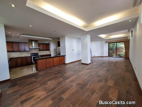 Apartamento En Renta Tipo Casa En Zona 15 Vh1; Idi: 140884