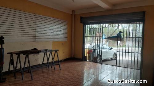 ALQUILO LOCAL COMERCIAL EN CENTRO COMERCIAL LOS ALAMOS