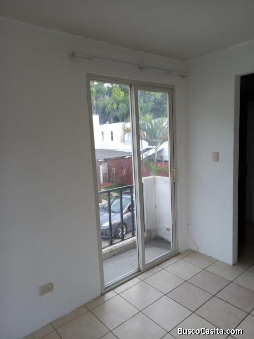 Casa en venta en Alamedas de Santa Clara Villa Nueva