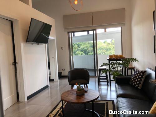 LOFT EN RENTA EDIFICIO ADAMANT ZONA 15