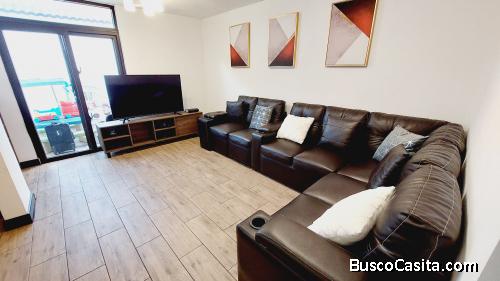 Casa Remodelada En Venta En Colinas De Monte María Sur; Idi: 141384