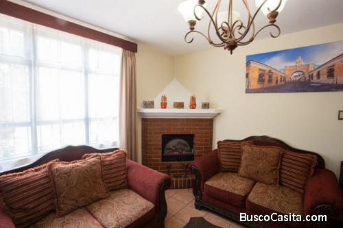 Casa En Venta En Encinos De San Lucas; Idi: 126046