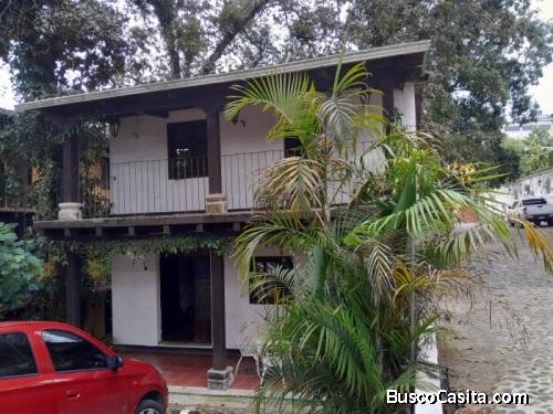 Casa  En Renta En Condominio Santa Lucía Milpas Altas; Idi: 136900