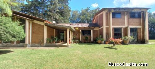 Granja Con Casa 25 Mil Varas De Jardin, Renta; Idi: 134997
