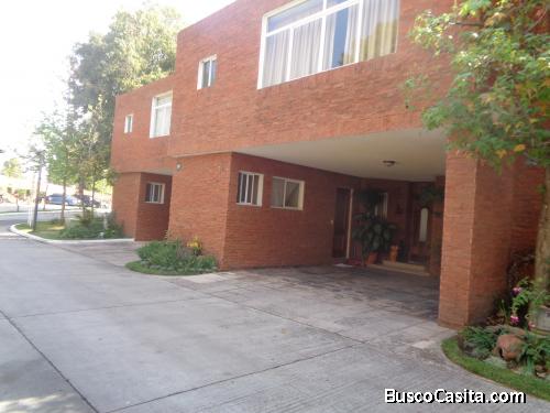Casa En Renta En Condominio Alta Bosque En Zona 16; Idi: 141515