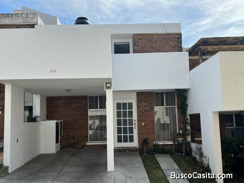CASA EN VENTA EN ZONA 16  MUNDO INMOBILIARIO