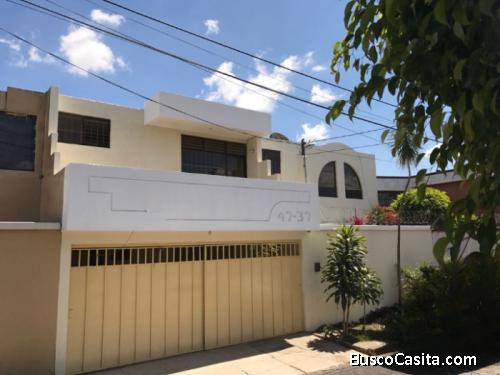 Casa En Venta Prados De Monte Maria Zona 12; Idi: 141591