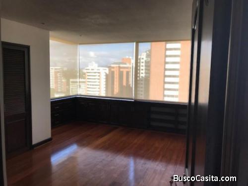 Apartamento En Renta En Edificio Villa Vistana Zona 14; Idi: 131051