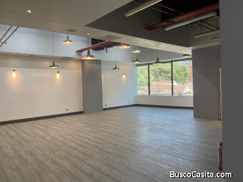 Local En Venta En Zona 10 Ideal Para Inversión; Idi: 123575