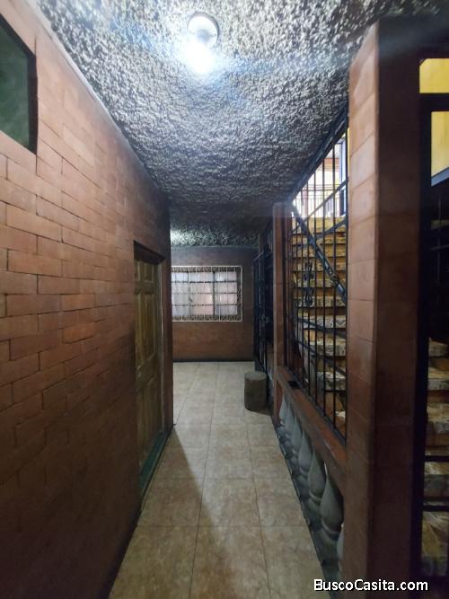 Casa En Venta En Bulevar Principal De Villa Hermosa 1; Idi: 141870