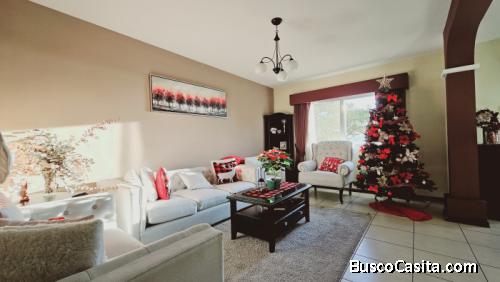 Casa Grande Y Moderna En Venta En Cañadas Del Encinal; Idi: 141129