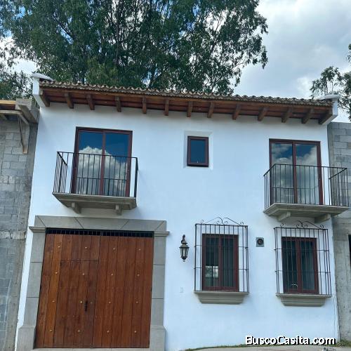 En venta casa en club Residencial en Antigua Guatemala